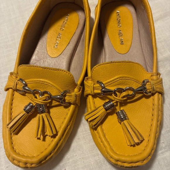 Shoes - Picture 5 of 5